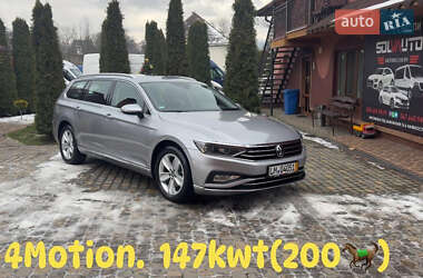 Универсал Volkswagen Passat 2020 в Сваляве