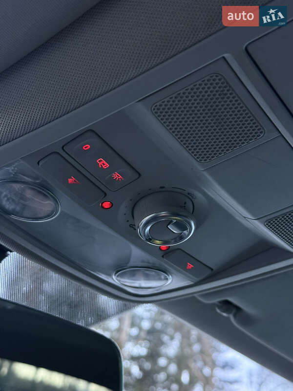 Седан Volkswagen Passat 2016 в Трускавці