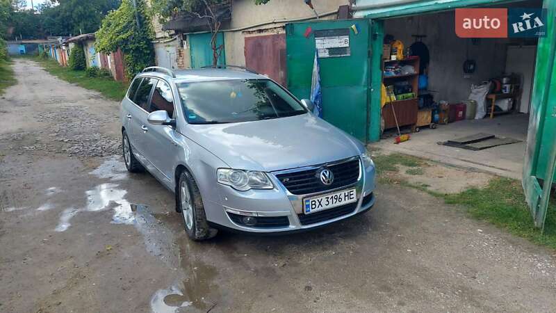 Универсал Volkswagen Passat 2009 в Волочиске