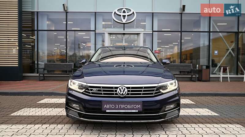 Седан Volkswagen Passat 2019 в Києві