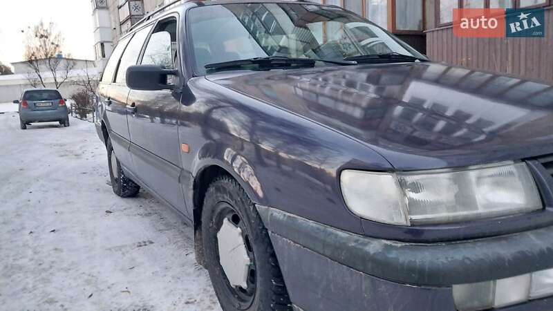 Універсал Volkswagen Passat 1996 в Славуті