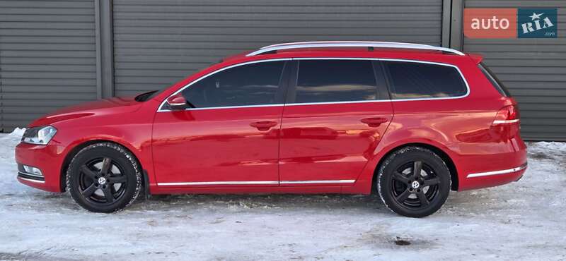 Універсал Volkswagen Passat 2013 в Радивиліві