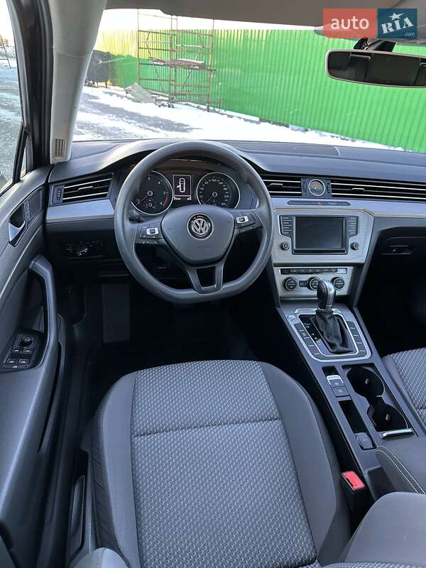 Универсал Volkswagen Passat 2015 в Козове