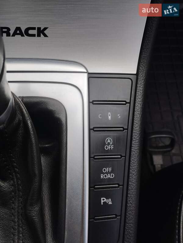 Универсал Volkswagen Passat 2014 в Житомире