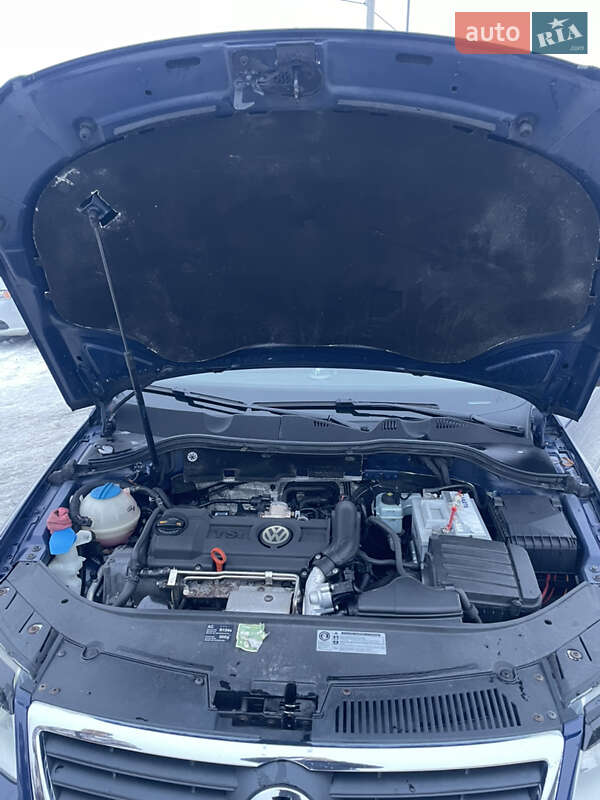 Универсал Volkswagen Passat 2009 в Коростене