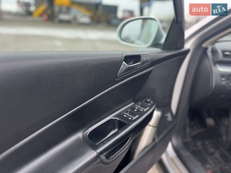 Универсал Volkswagen Passat 2008 в Ивано-Франковске