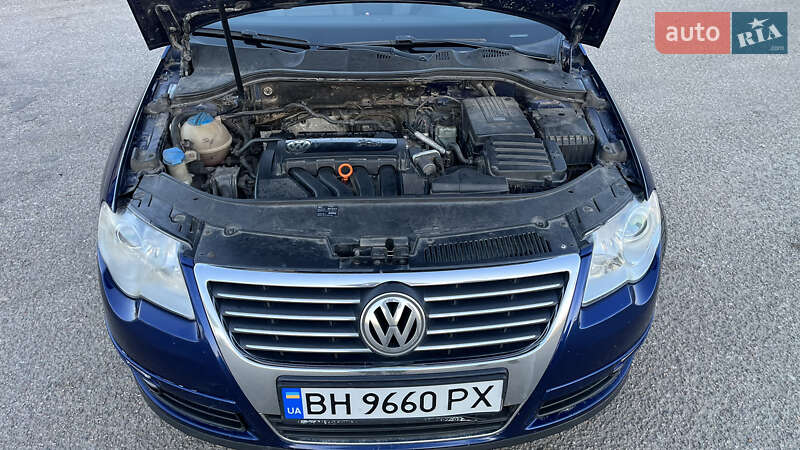 Седан Volkswagen Passat 2005 в Одессе