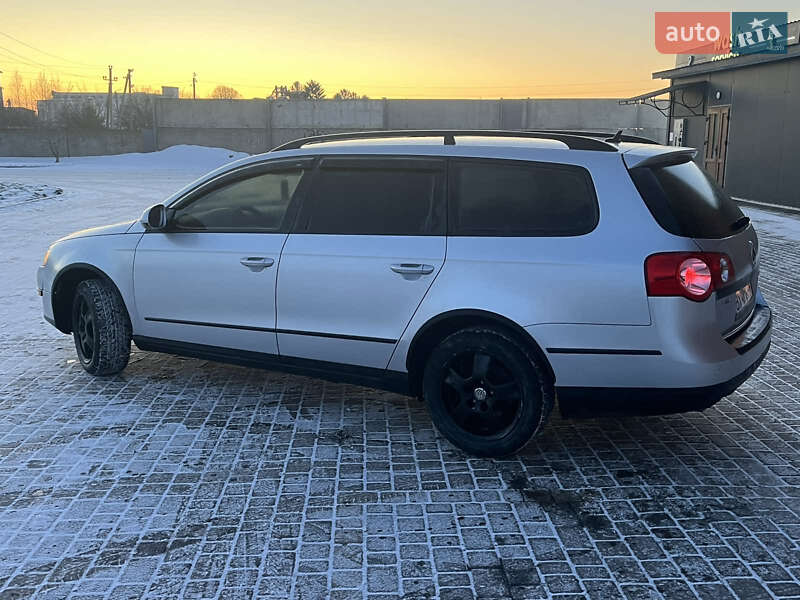 Универсал Volkswagen Passat 2006 в Теофиполе