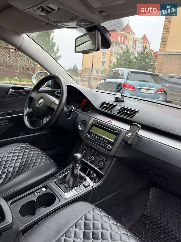 Універсал Volkswagen Passat 2008 в Одесі