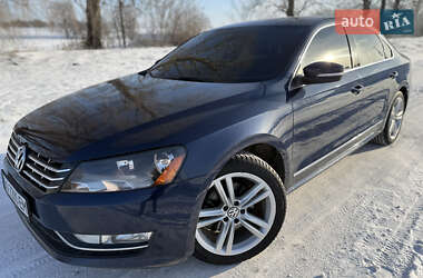 Седан Volkswagen Passat 2014 в Тернополе