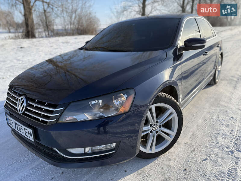 Седан Volkswagen Passat 2014 в Тернополе