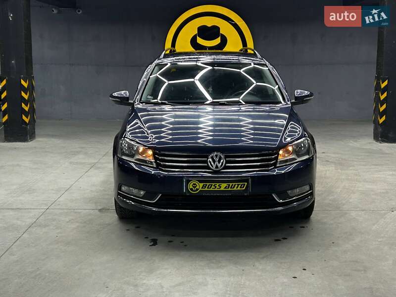 Универсал Volkswagen Passat 2012 в Черновцах