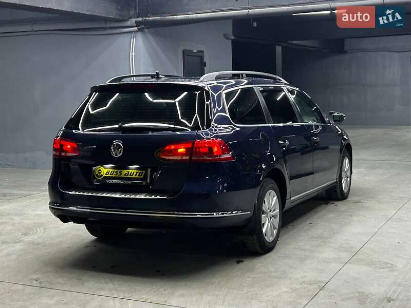 Универсал Volkswagen Passat 2012 в Черновцах