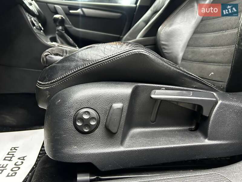 Универсал Volkswagen Passat 2012 в Черновцах