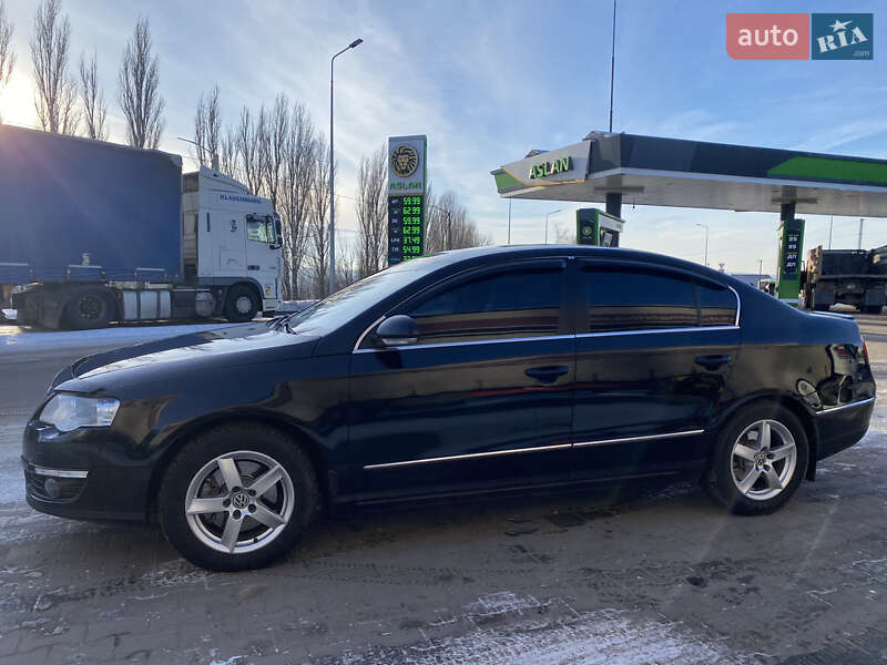 Седан Volkswagen Passat 2008 в Хмельницком