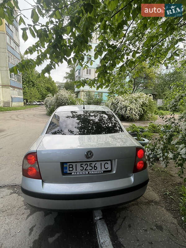 Седан Volkswagen Passat 2000 в Полтаве