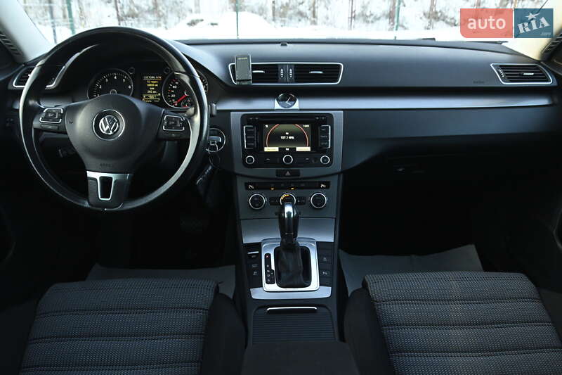 Универсал Volkswagen Passat 2012 в Бердичеве фото 30 Универсал Volkswagen Passat 2012 в Бердичеве