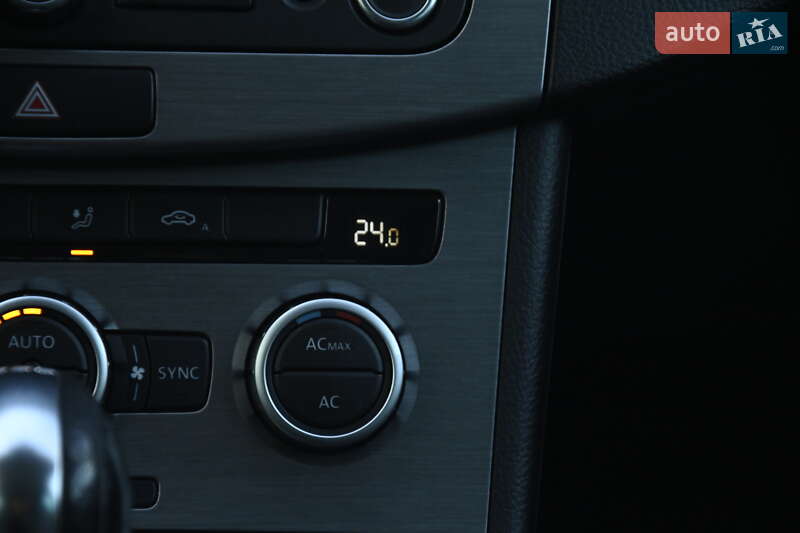 Универсал Volkswagen Passat 2012 в Бердичеве фото 24 Универсал Volkswagen Passat 2012 в Бердичеве