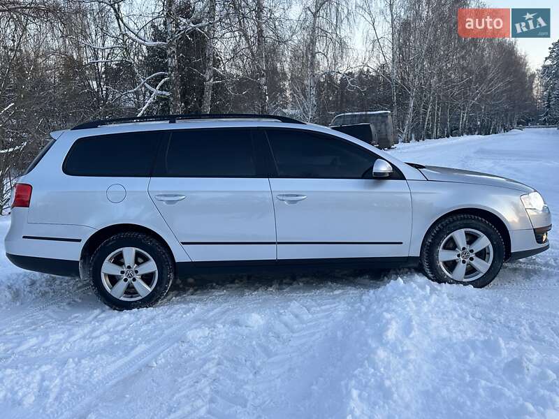 Універсал Volkswagen Passat 2006 в Сумах