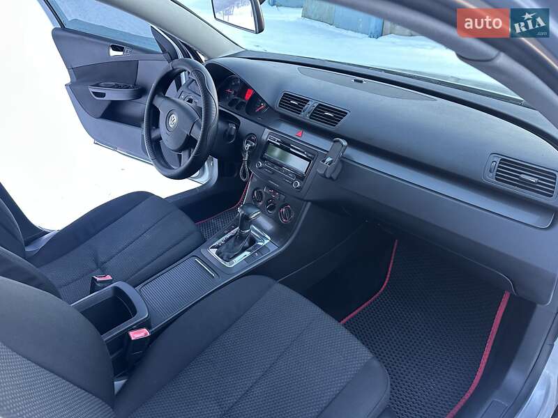 Універсал Volkswagen Passat 2006 в Сумах