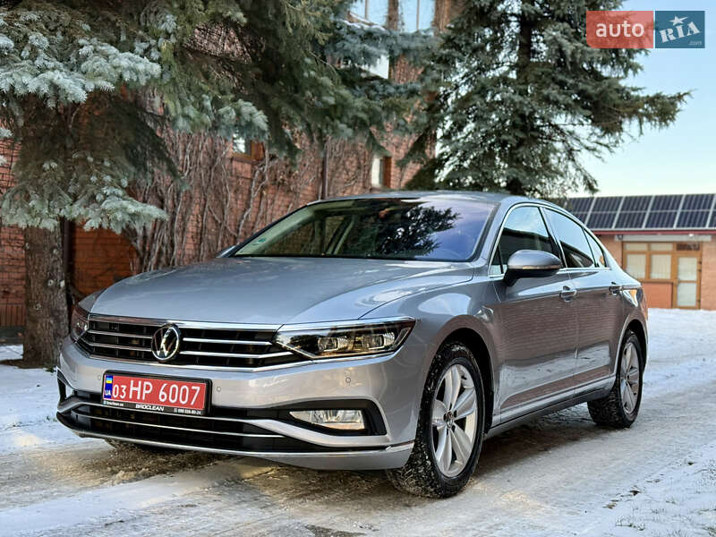 Седан Volkswagen Passat 2022 в Броварах фото 12 Седан Volkswagen Passat 2022 в Броварах
