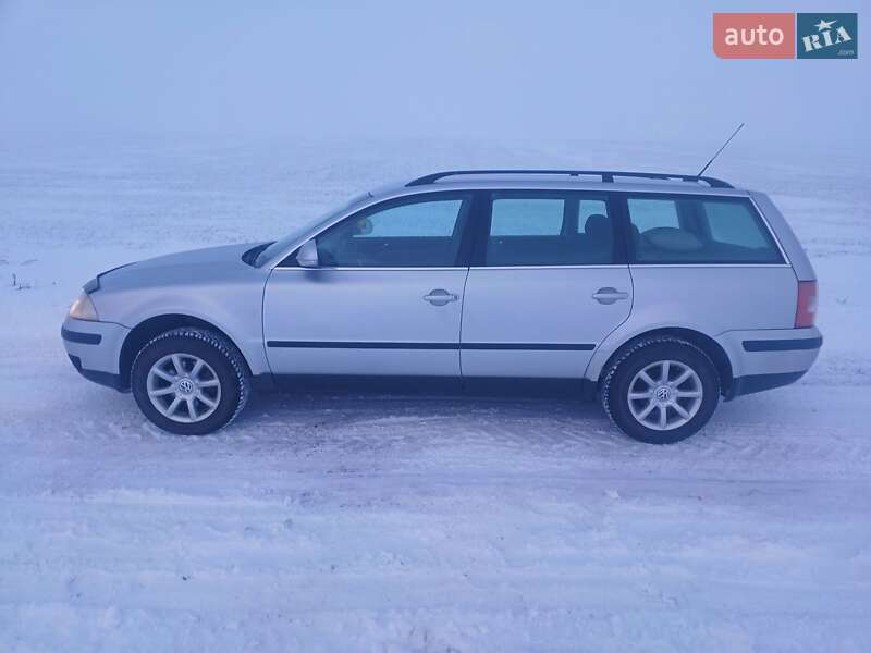 Універсал Volkswagen Passat 2004 в Решетилівці