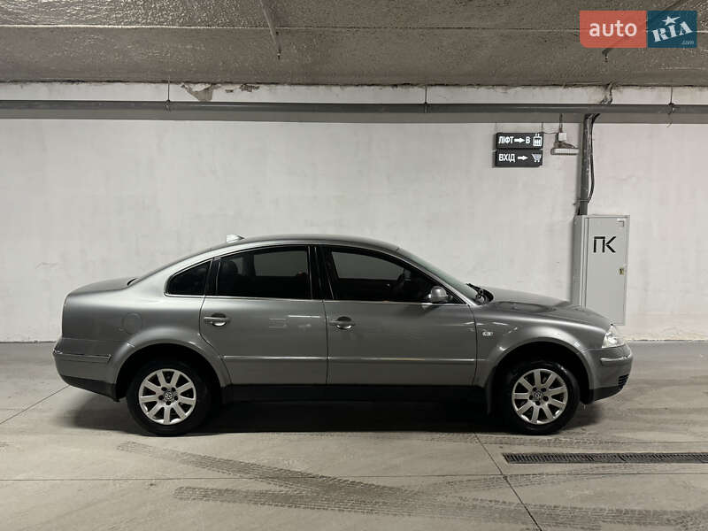 Volkswagen Passat 2003