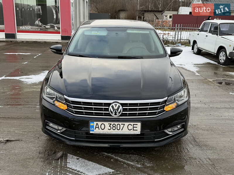 Седан Volkswagen Passat 2016 в Солотвині