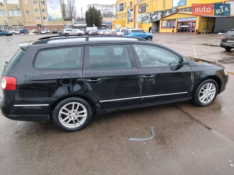 Універсал Volkswagen Passat 2006 в Житомирі