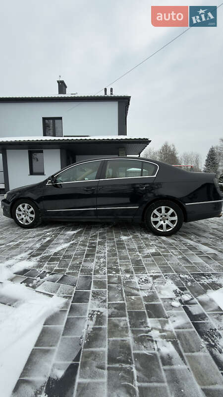Седан Volkswagen Passat 2006 в Добросині
