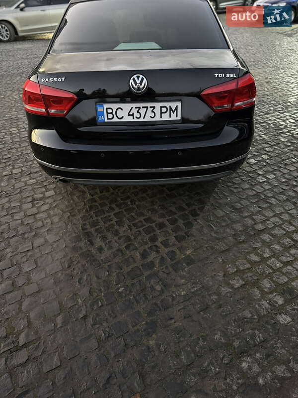 Седан Volkswagen Passat 2011 в Львові