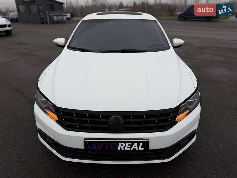 Седан Volkswagen Passat 2016 в Кривом Роге
