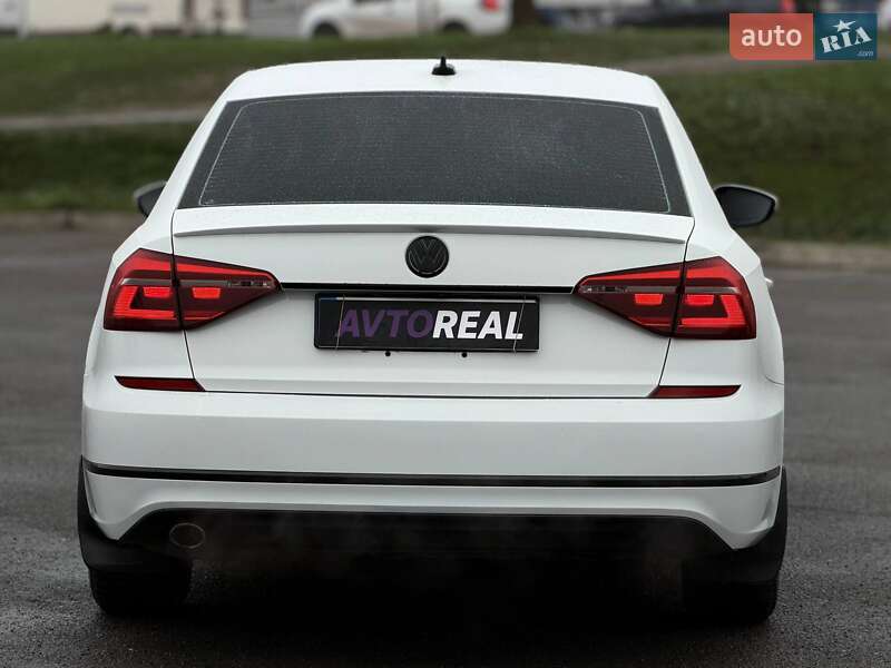 Седан Volkswagen Passat 2016 в Кривом Роге