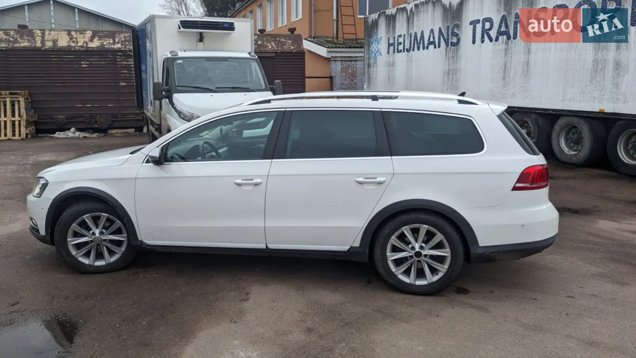 2014 Volkswagen Passat - мініатюра 11