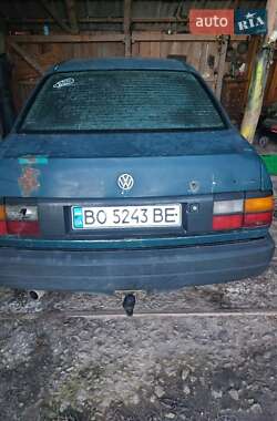 Седан Volkswagen Passat 1988 в Тернополе
