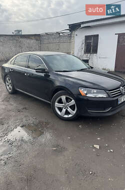 Седан Volkswagen Passat 2014 в Николаеве