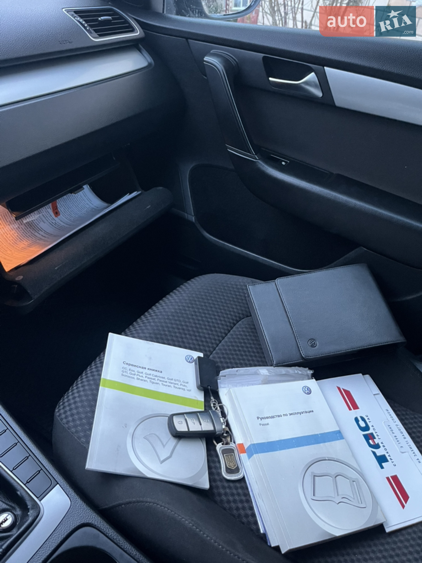 2012 Volkswagen Passat - мініатюра 2