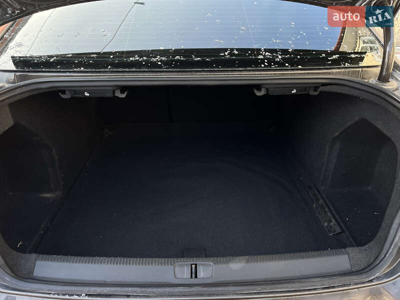 Седан Volkswagen Passat 2012 в Хоросткове фото 17 Седан Volkswagen Passat 2012 в Хоросткове