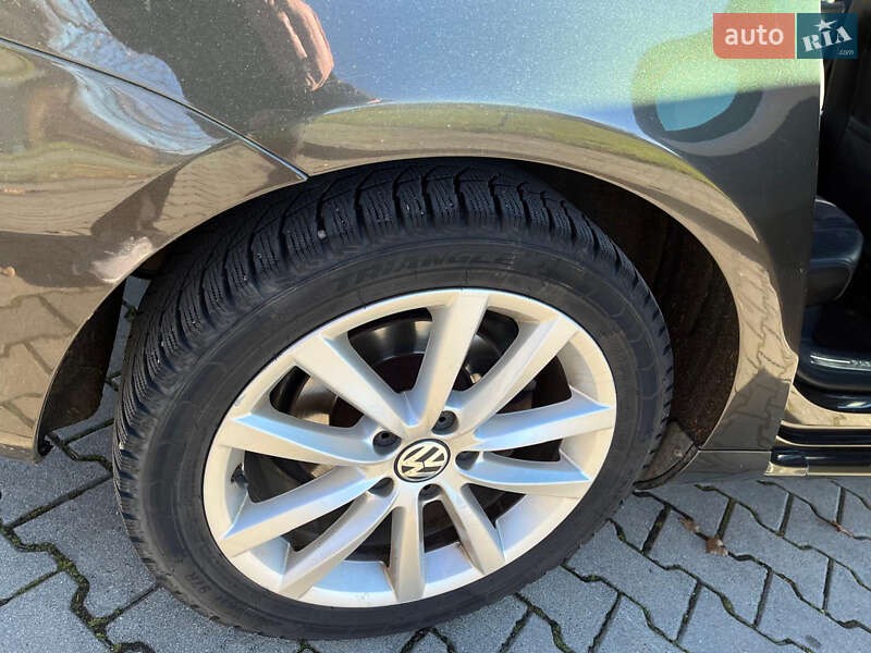 Универсал Volkswagen Passat 2013 в Самборе