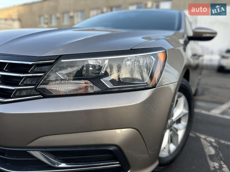 Седан Volkswagen Passat 2015 в Одессе фото 11 Седан Volkswagen Passat 2015 в Одессе