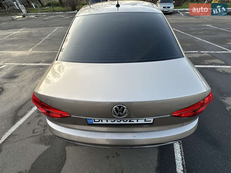 Седан Volkswagen Passat 2015 в Одессе фото 28 Седан Volkswagen Passat 2015 в Одессе