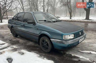 Седан Volkswagen Passat 1989 в Знаменке