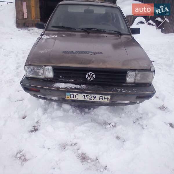 Седан Volkswagen Passat 1985 в Турке фото 3 Седан Volkswagen Passat 1985 в Турке