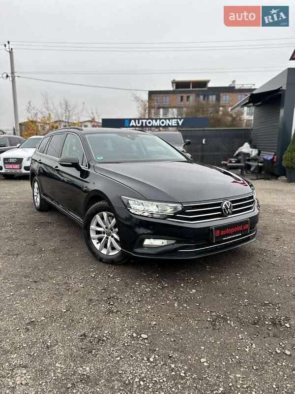 Volkswagen Passat 2021