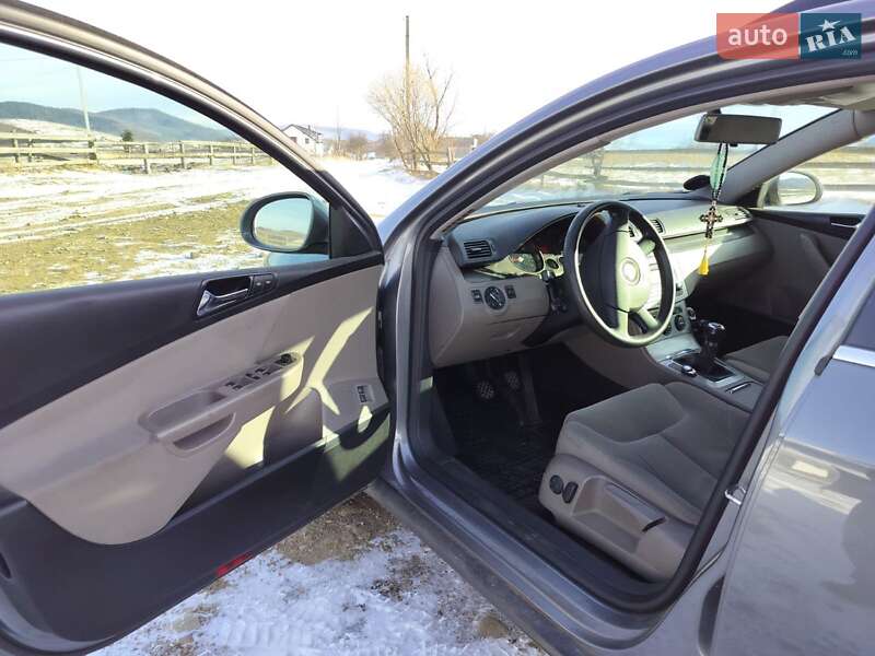 Универсал Volkswagen Passat 2006 в Долине