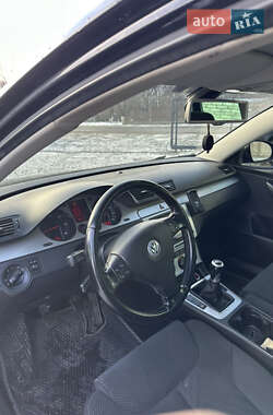 Універсал Volkswagen Passat 2008 в Чернівцях