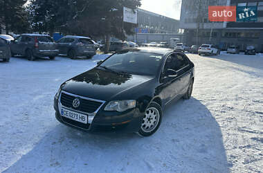 Седан Volkswagen Passat 2009 в Чернівцях