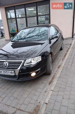 Седан Volkswagen Passat 2006 в Дубно