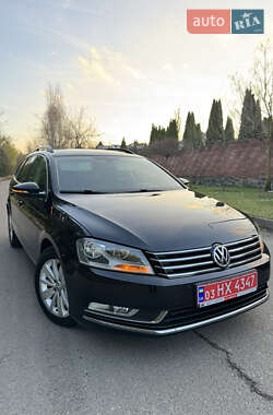 Універсал Volkswagen Passat 2013 в Рівному