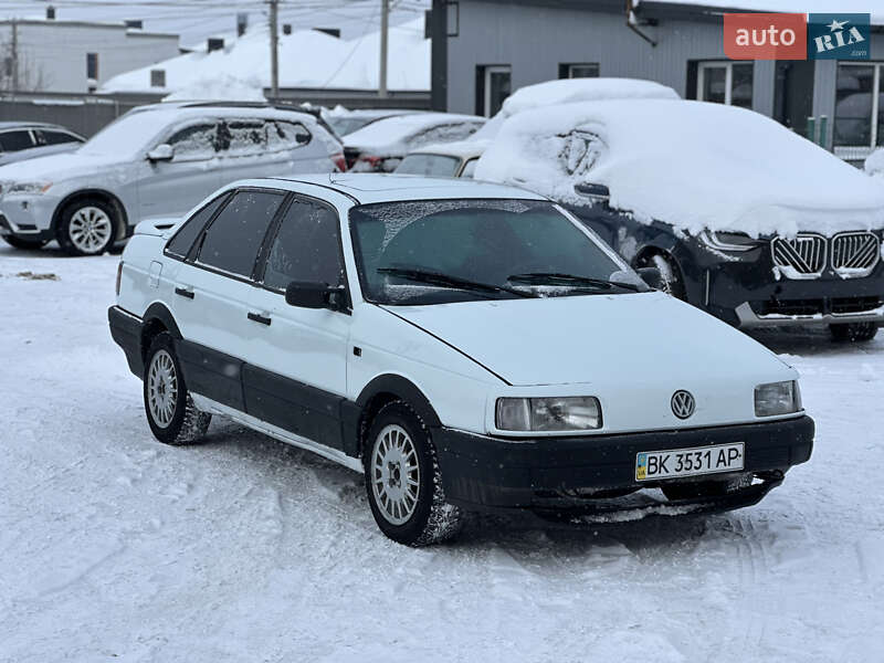 Volkswagen Passat 1989